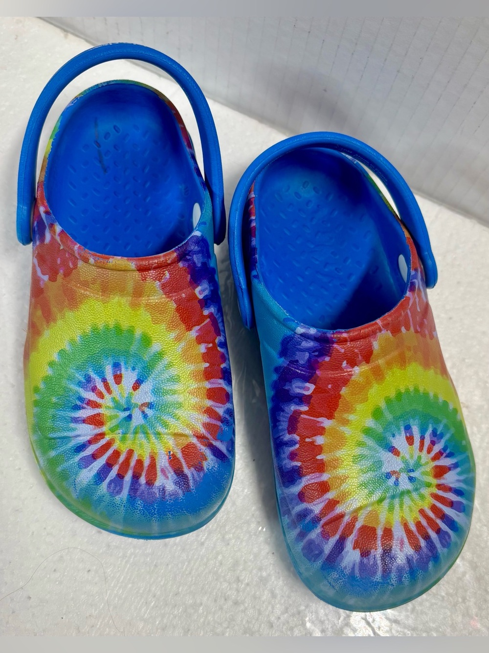 Unisex Crocs Kids  Sandals in Blue Multi Size 10M